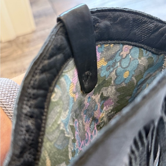 Vintage Black Fringe Leather Mid-Calf Women's Boots - Picture 11 of 13